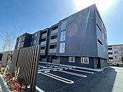 初石駅より徒歩9分 1階 築2年10ヶ月の賃貸物件