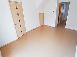 クロスローズIII 101 2LDKのリビング/ダイニング