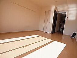 アーバニタ 201 2階1Kのリビング/ダイニング