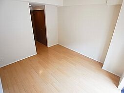 エルピス 201 2階1Kのリビング/ダイニング