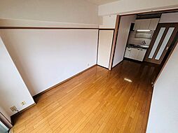 山口マンション 605 6階2LDKのリビング/ダイニング