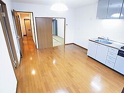 ラフィーヌ・フォレ 307 3階3DKのリビング/ダイニング