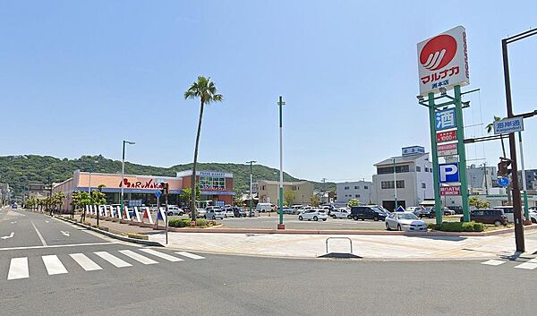マルナカ洲本店（820ｍ）