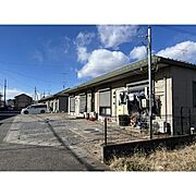 小山駅よりバス22分 徒歩11分 築24年7ヶ月 1階建の賃貸物件