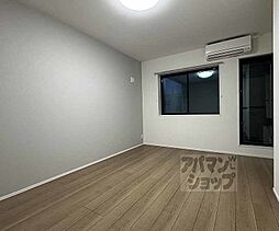 JR山陰本線 花園駅 徒歩4分の賃貸アパート 2階1Kのリビング/ダイニング