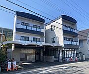 嵐山駅より徒歩2分 3階 築37年8ヶ月の賃貸物件