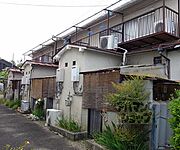 西向日駅より徒歩6分 築53年の賃貸物件