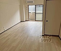 第2コーポ藤岡 103 1階2LDKのリビング/ダイニング