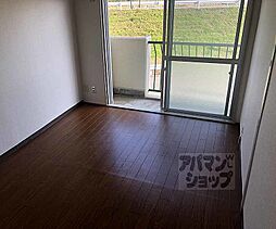 離宮ガーデンハイツ 205 2階2LDKのリビング/ダイニング