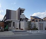 エストリュエル 3階 築4年1ヶ月の賃貸物件