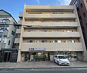 桂駅より徒歩1分 4階 築18年の賃貸物件