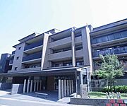 嵐山駅より徒歩5分 築21年 6階建の賃貸物件