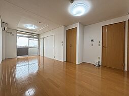 ロイヤルメゾンＡＬＢＡ 403 4階1LDKのリビング/ダイニング