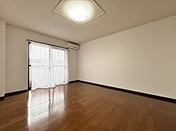 エクセレント栗真 103 1階1Kのリビング/ダイニング