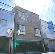 津新町駅より徒歩12分 2階 築30年の賃貸物件