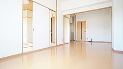 シャトーカワイ 404 4階2LDKのリビング/ダイニング