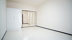 ベルカルム・Ｓ 302 3階1DKのリビング/ダイニング