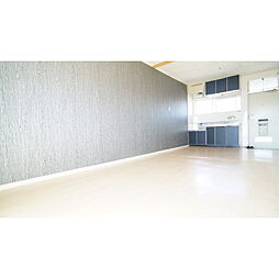 レピュート愛宕 6 2階1LDKのリビング/ダイニング