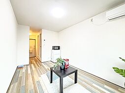 イースト 203 2階1Kのリビング/ダイニング