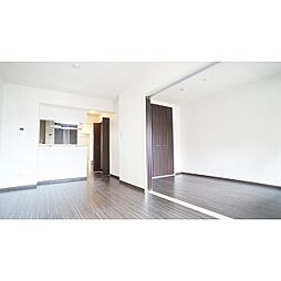 ライズ 106 1階1LDKのリビング/ダイニング