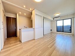 江どばしテラス 201 2階2LDKのリビング/ダイニング