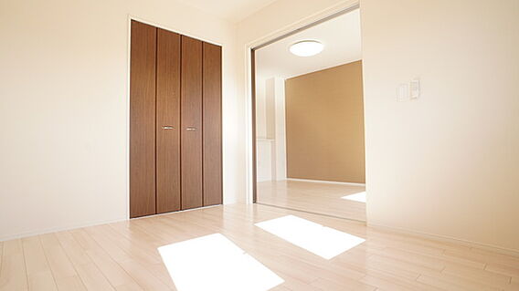 フローリッシュ_内装_11