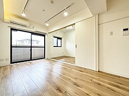 ＧＲＡＮＤ  ＨＩＬＬ 106 1階1LDKのリビング/ダイニング