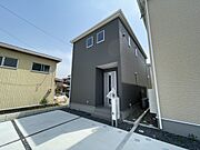 楠駅より徒歩10分 築1年10ヶ月の賃貸物件