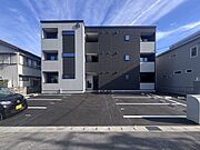 泊駅より徒歩4分 新築 3階建の賃貸物件