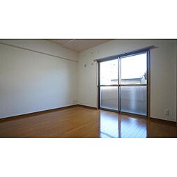 プリリアンスＴＡＫＥＫＯＳＨＩ A402 4階2LDKのリビング/ダイニング