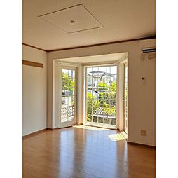 ノーブル・ハイムI 103 1階2DKのリビング/ダイニング