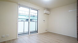 スカイ 106 1階ワンルームのリビング/ダイニング