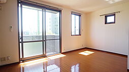 Azul　B棟 201 2階ワンルームのリビング/ダイニング