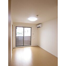 シュエット・エムＢ 102 1階1SKのリビング/ダイニング