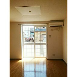 パティオ・ソレア−ド 102 1階2DKのリビング/ダイニング