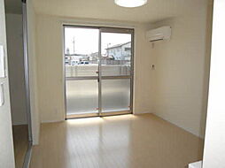 オリーブ 102 1階2LDKのリビング/ダイニング