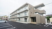 伊勢朝日駅より徒歩22分 築1年9ヶ月 3階建の賃貸物件