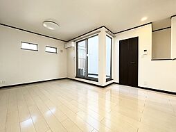 ファウンテンII 2 2階2LDKのリビング/ダイニング