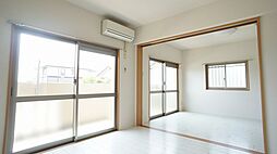 ショコラブラン 101 1階2LDKのリビング/ダイニング