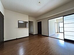 グランシャリオ 1C 1階3LDKのリビング/ダイニング