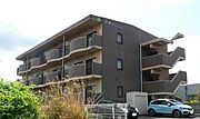 亀山駅より徒歩18分 築27年11ヶ月 3階建の賃貸物件