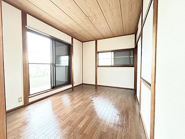寝室