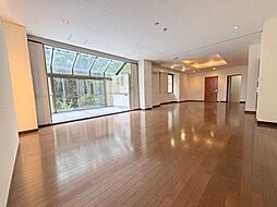 京福電気鉄道北野線 宇多野駅 徒歩15分の賃貸マンション 2階3LDKのリビング/ダイニング