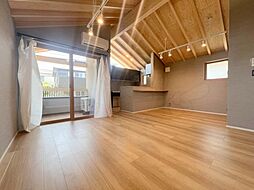 GOMON MOMOYAMA S棟 1階2SLDKのリビング/ダイニング