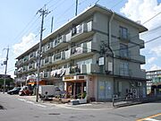 桃山南口駅より徒歩1分 3階 築53年7ヶ月の賃貸物件