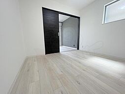 ジーメゾン伏見セレスト 1階1LDKのリビング/ダイニング