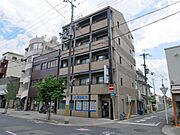 三条京阪駅より徒歩7分 築35年1ヶ月 5階建の賃貸物件