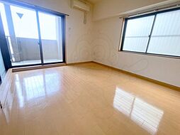 セントポーリア西大路七条 6階1Kのリビング/ダイニング