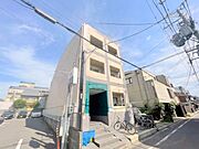 二条城前駅より徒歩2分 1階 築32年7ヶ月の賃貸物件