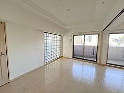 エステムプラザ京都四条烏丸 7階2LDKのリビング/ダイニング